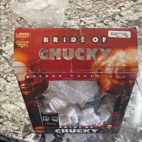 Bride of Chucky Deluxe Box Set opened old box comes with everything - Picture 3 of 16